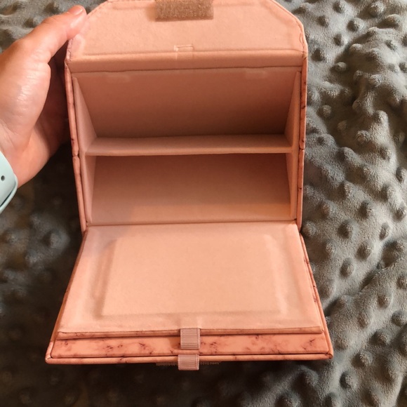 Glasses case - Picture 3 of 5